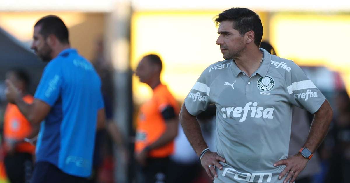 ANÁLISE: Nem mesmo tropeço na estreia do Palmeiras faz Abel Ferreira rever erros e desculpas