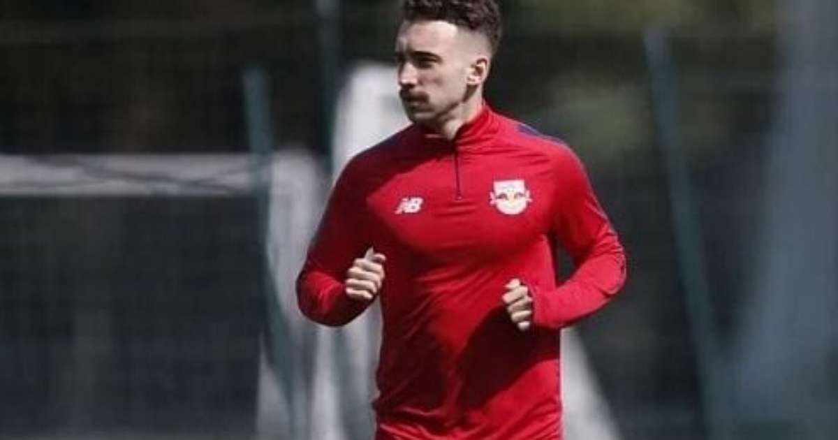 Pedro Caixinha responde sobre possível saída de Léo Ortiz para o Flamengo