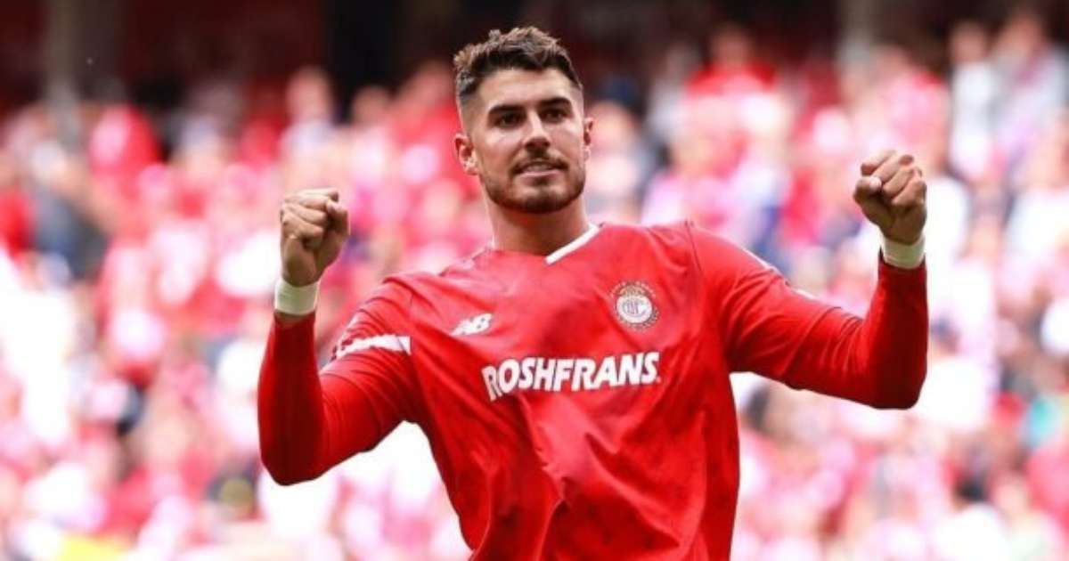 Corinthians tem conversas avançadas para contratar Pedro Raul