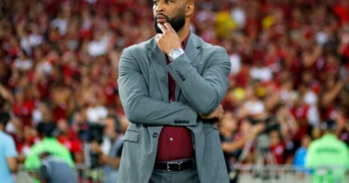 Dirigente troca o Flamengo pelo Corinthians