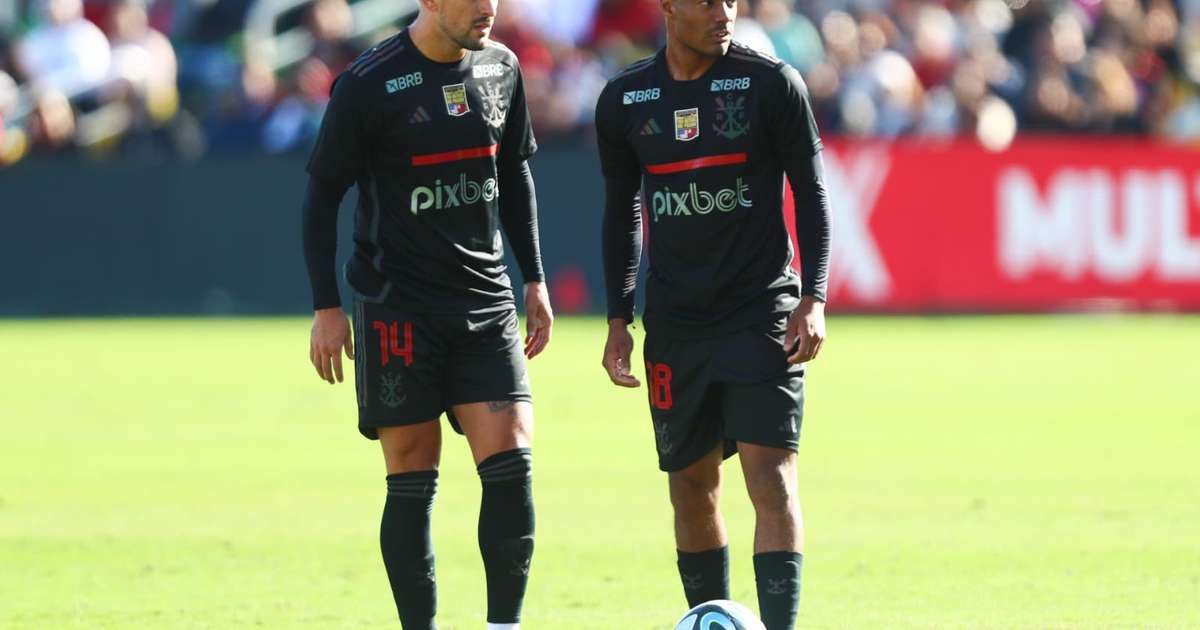 Com De La Cruz como uma possibilidade em amistoso, Tite pode testar formação nova no Flamengo