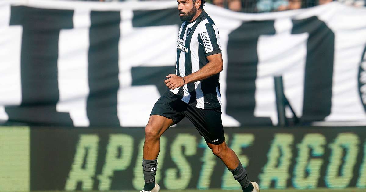 Diego Costa é oferecido ao Palmeiras, e clube toma decisão