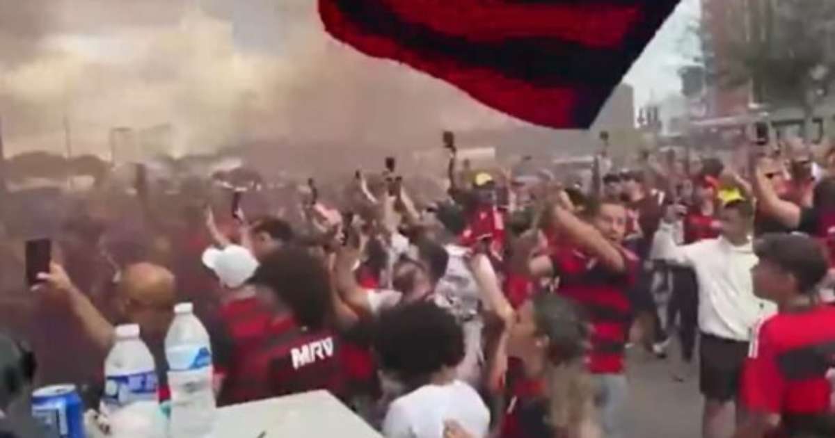 Multidão de Rubro-Negros em Orlando: Flamengo em casa