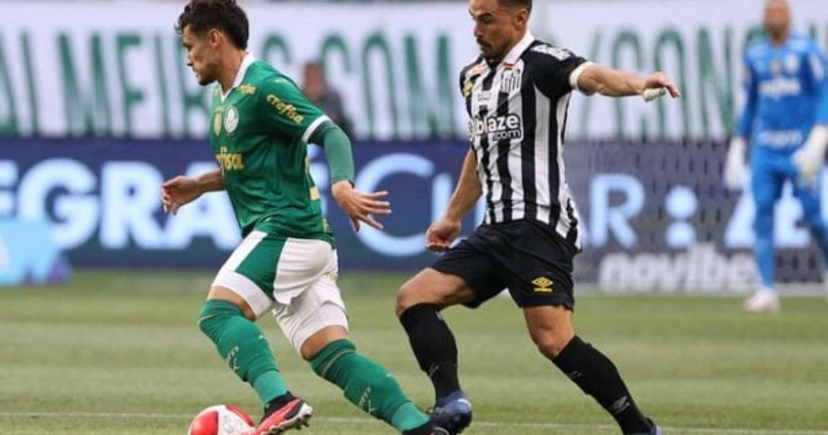 Veiga elogia crescimento do Palmeiras no ano: 