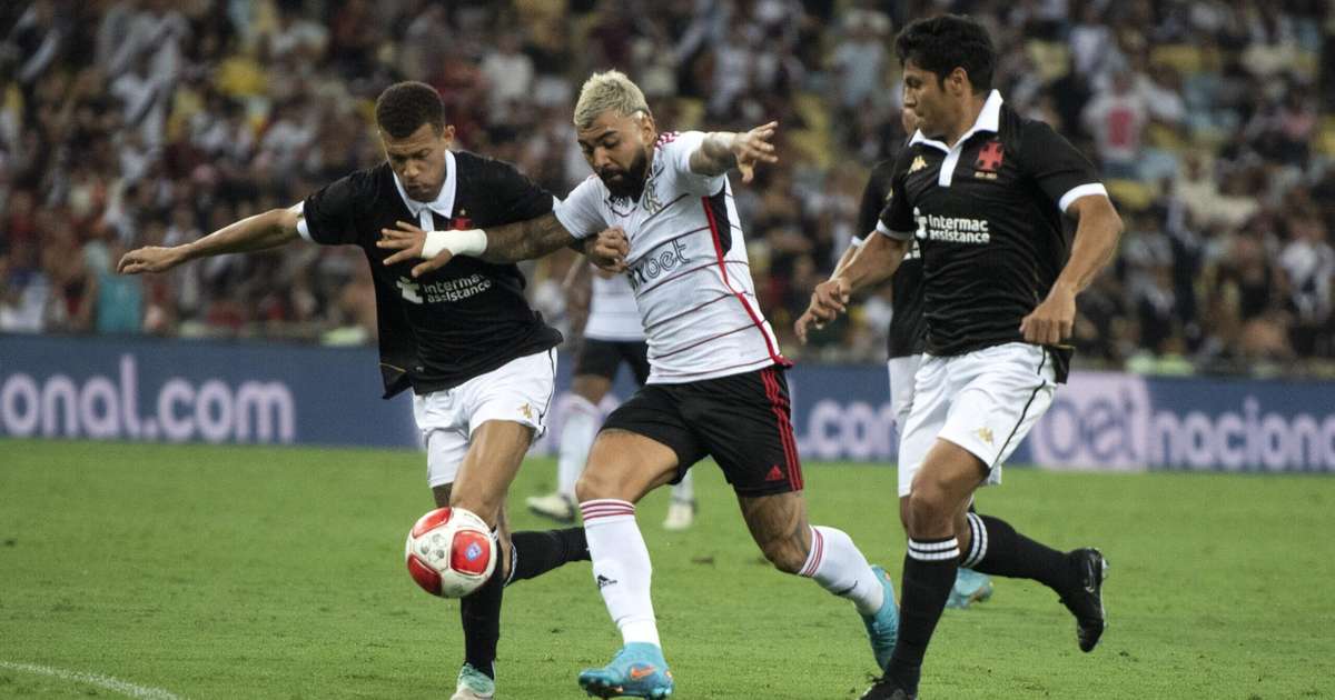Flamengo controla clássico, mas desperdiça chances e pênalti na derrota.