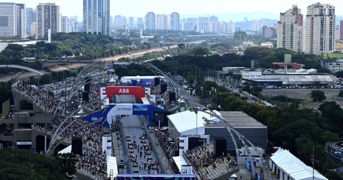 Sede actual de las carreras de Fórmula E en São Paulo, el Sambódromo do Anhembi ha albergado anteriormente otros eventos