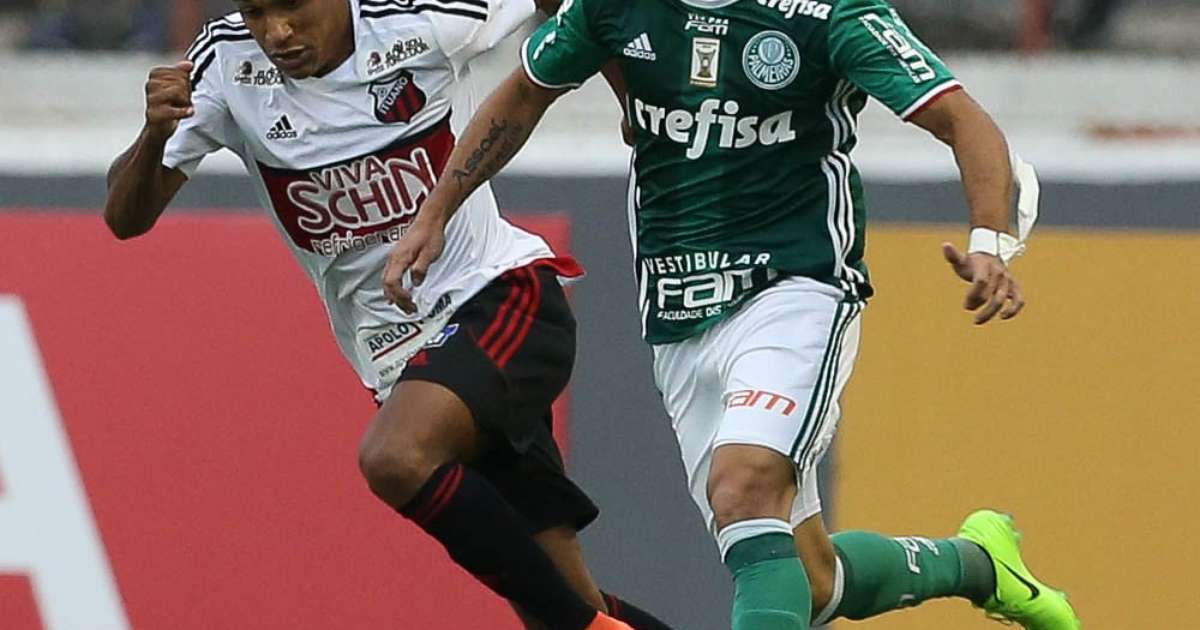 Estreia frustrante de estrangeiro marca derrota do Palmeiras para Ituano.