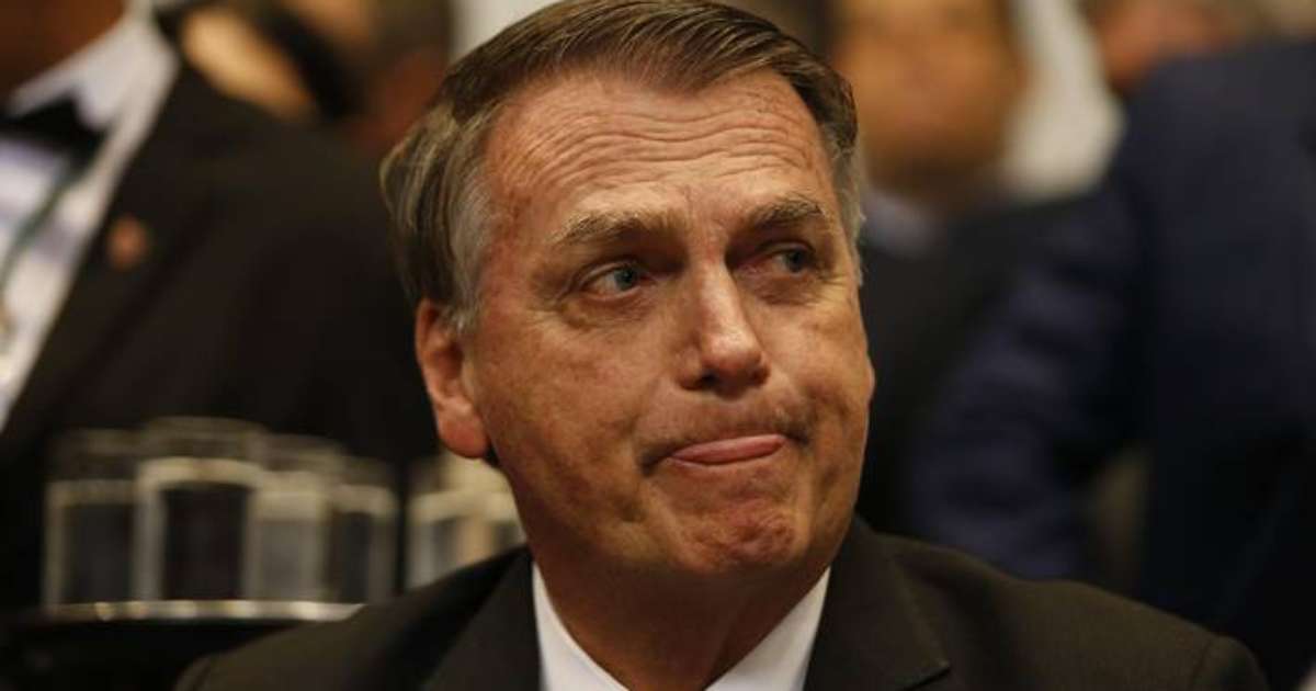  Bolsonaro posta vídeo rezando em Angra dos Reis após ser alvo de Bildidee 