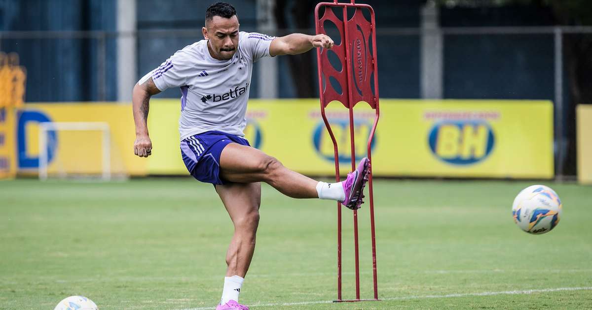 Cruzeiro enfrenta desafio estratégico no ataque