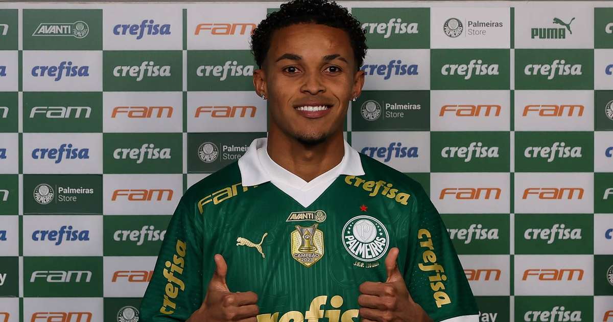 Possibilidade de estreia de Lázaro pelo Palmeiras no Campeonato Paulista.