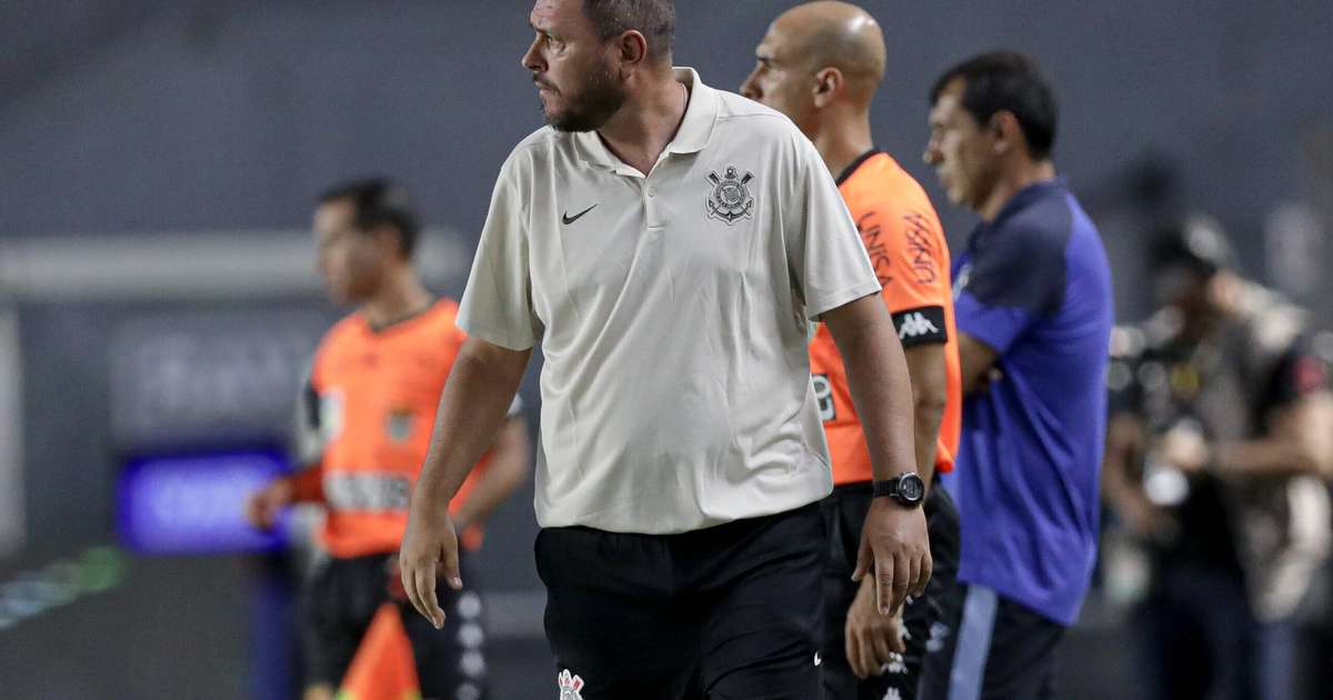 Auxiliar demitido pelo Corinthians desabafa sobre saída inesperada do clube.