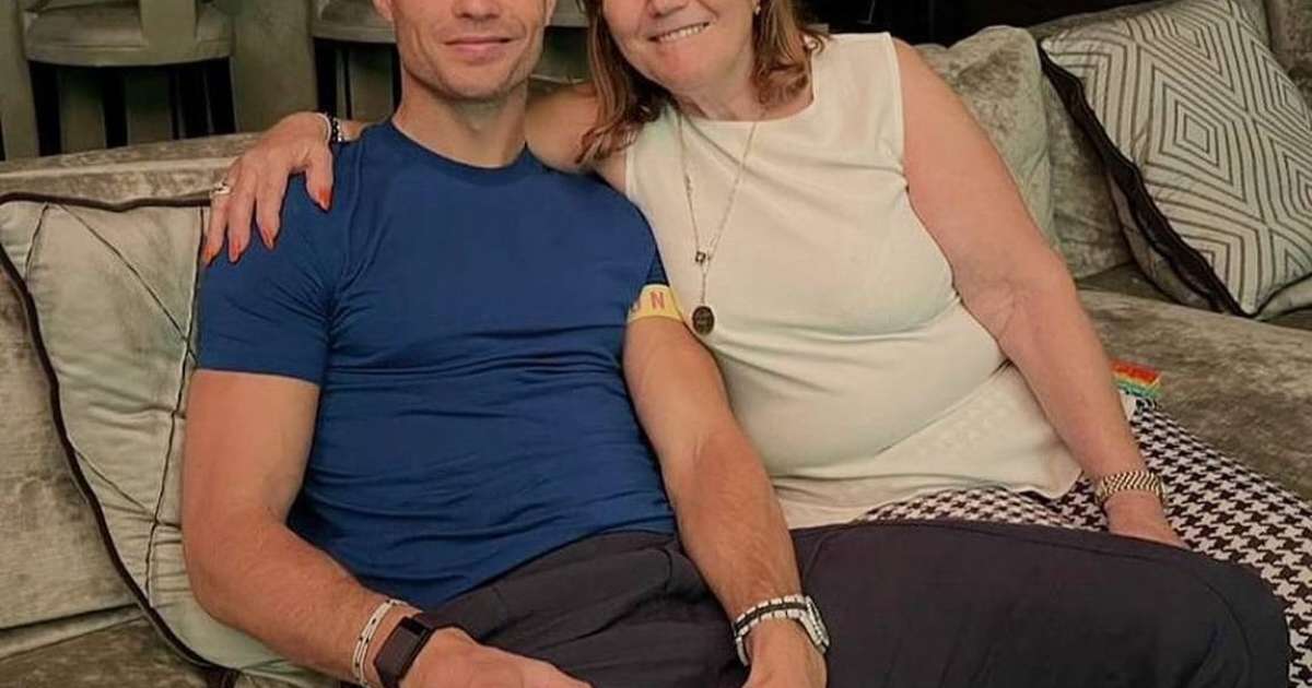 Mãe de Cristiano Ronaldo revela seu time brasileiro de coração; confira sua escolha!