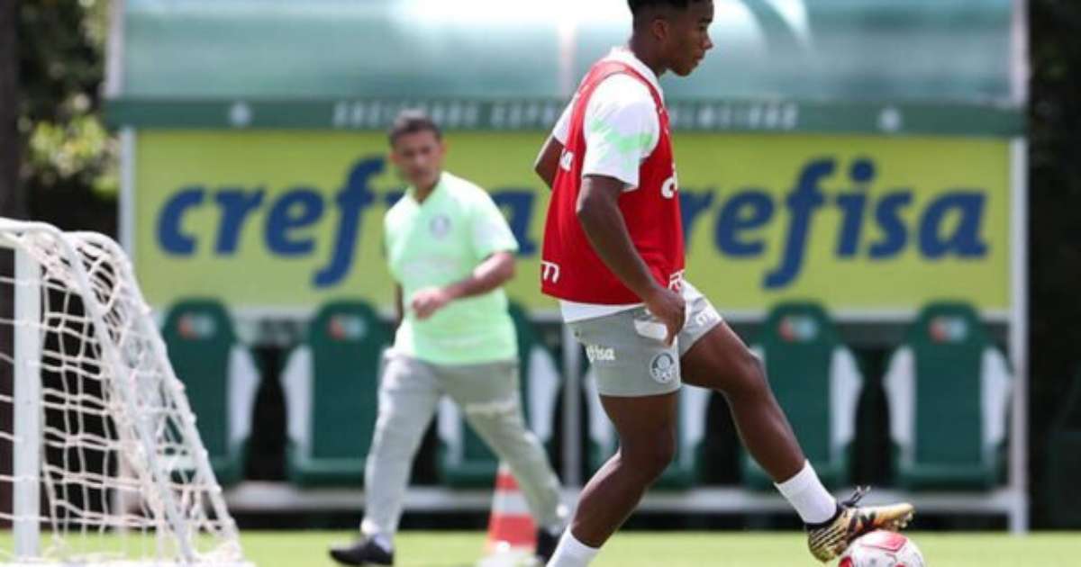 Endrick treina com o Palmeiras após o Pré-Olímpico, abrindo mão de folga.