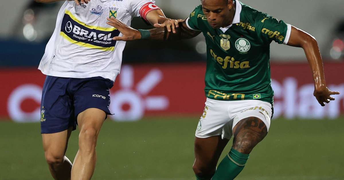 Palmeiras desperdiça oportunidade de liderar o Paulistão após empate com Santo André.