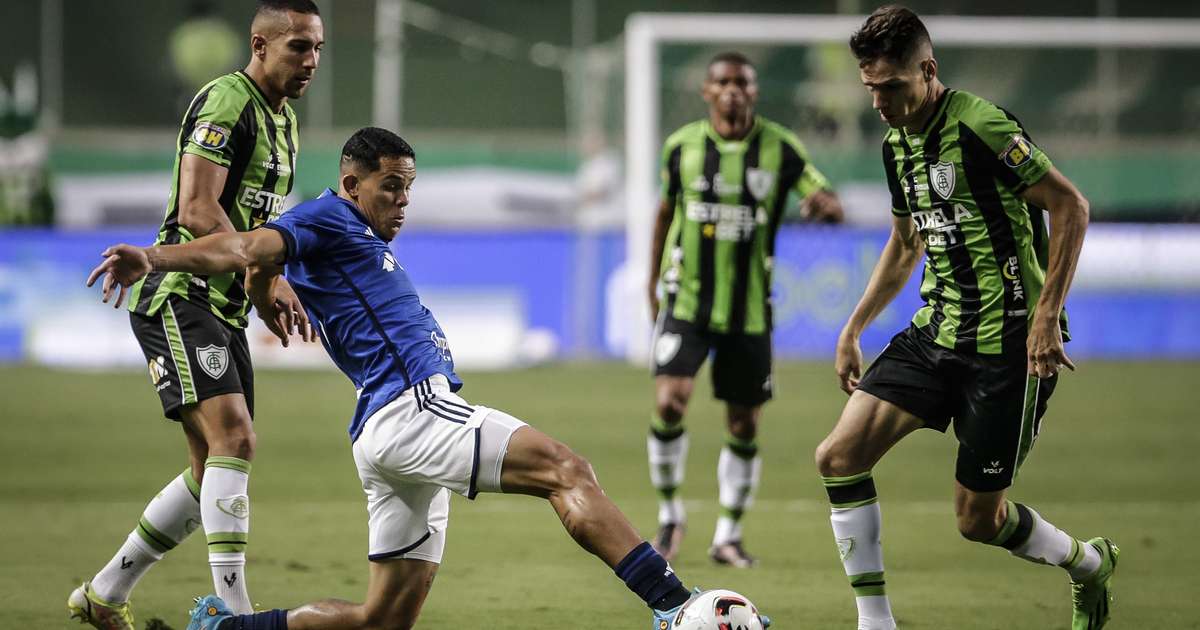 Cruzeiro e América-MG protagonizam clássico eletrizante com ataques inspirados.