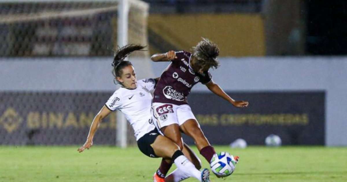 Corinthians enfrenta Ferroviária em duelo transmitido ao vivo às 15h30 pela Voz do Esporte