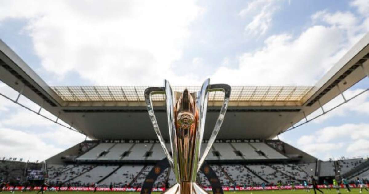 Supercopa Feminina de 2024: Premiação inédita marcará a história do futebol feminino.