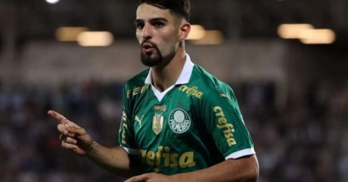 Flaco López, destaque do momento, brilha no Palmeiras em ascensão no futebol.