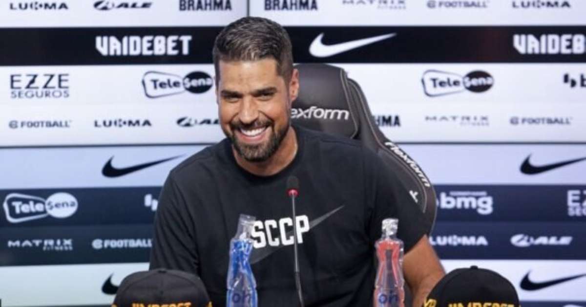 Oliveira celebra empate heroico do Corinthians e reforça: 