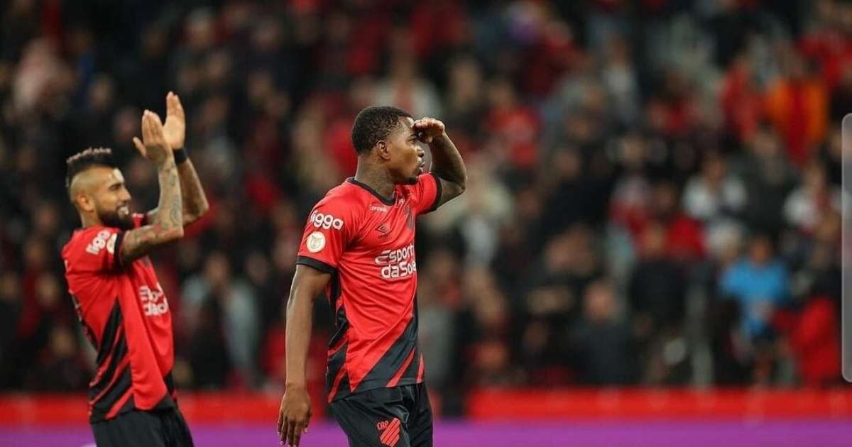 Corinthians encaminha contratação de zagueiro do Athletico-PR até 2024.