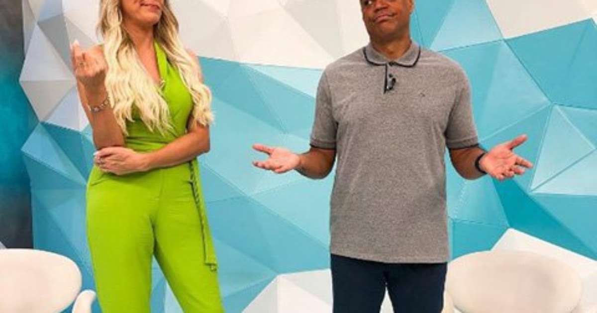 Denílson critica declarações de novo jogador do Flamengo em entrevista pós-contratação.