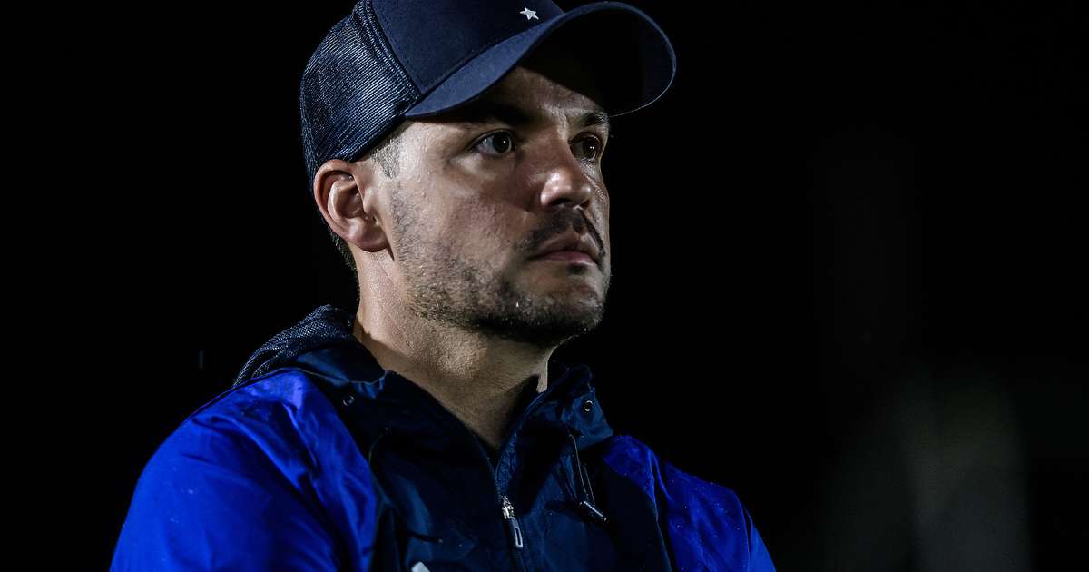 Larcamón admite culpa por eliminação do Cruzeiro na Copa do Brasil.