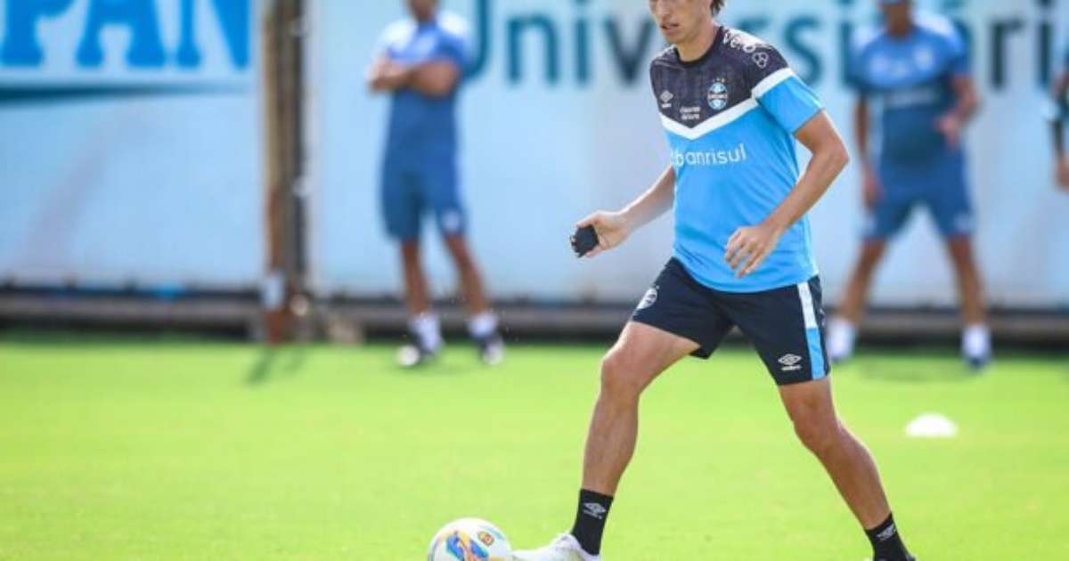 Problemas físicos prejudicam participação de Geromel no Grêmio