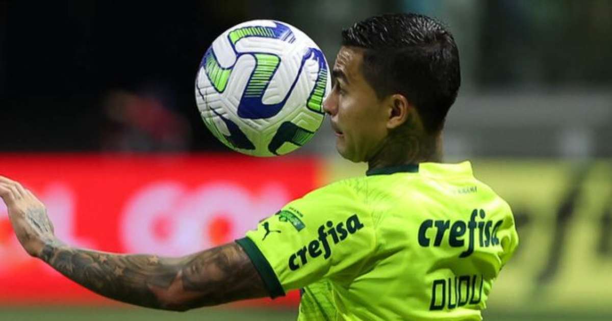 Dudu visita sede de clube alemão durante recuperação de lesão.