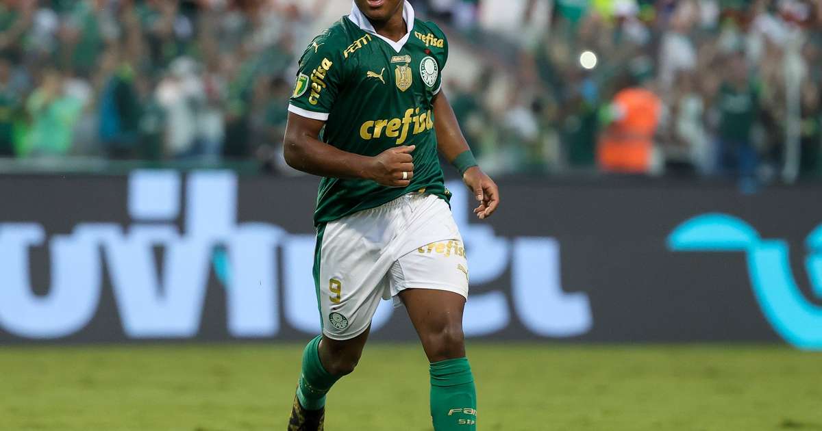 Palmeiras monitora opções, porém adia busca por substituto de Endrick