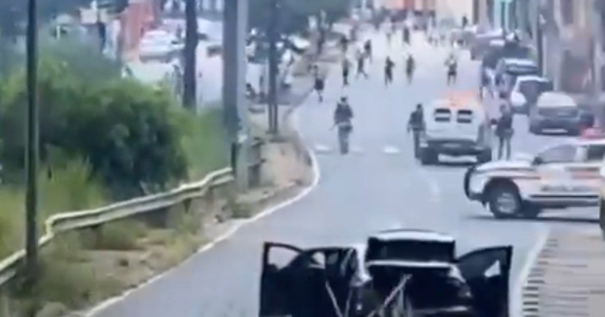 Organizadas de Atlético-MG e Cruzeiro protagonizam conflitos antes de clássicos no Mineiro.