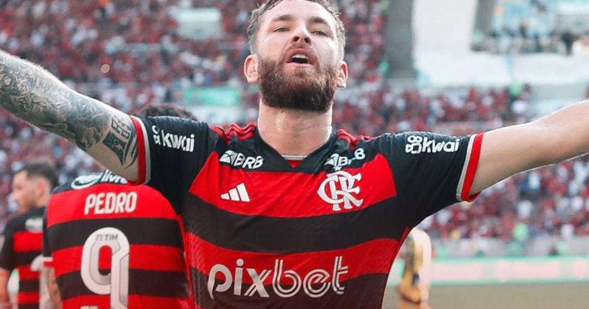 Gol de falta de Léo Pereira conta com ajuda de David Luiz nos treinos