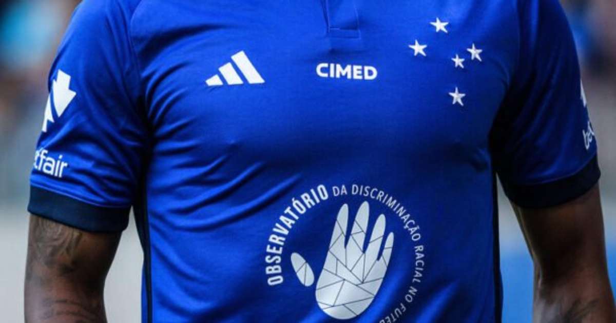 Descontentamento do Cruzeiro com Adidas por novo vazamento de uniforme.