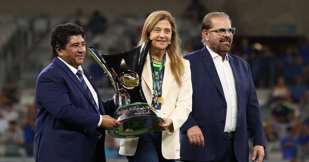 Oposição cria chapa para concorrer com Leila Pereira na presidência do Palmeiras