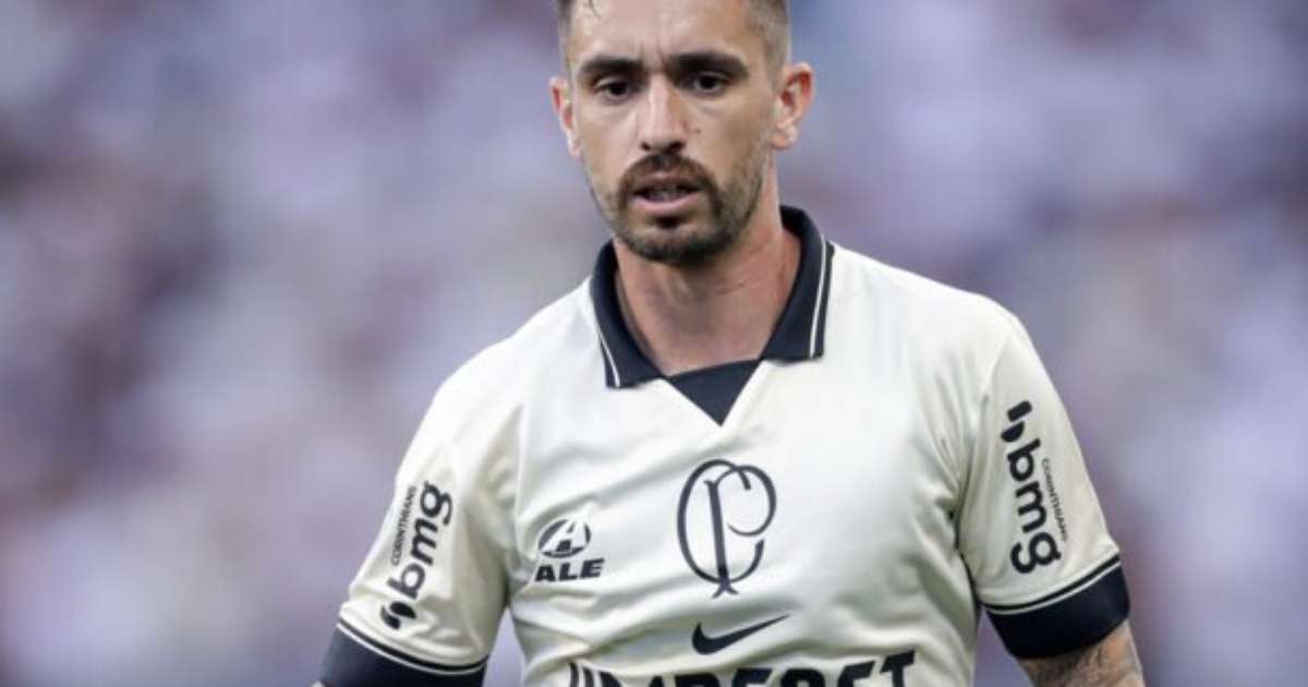 Coronado sofre lesão e se torna incerto no Corinthians.