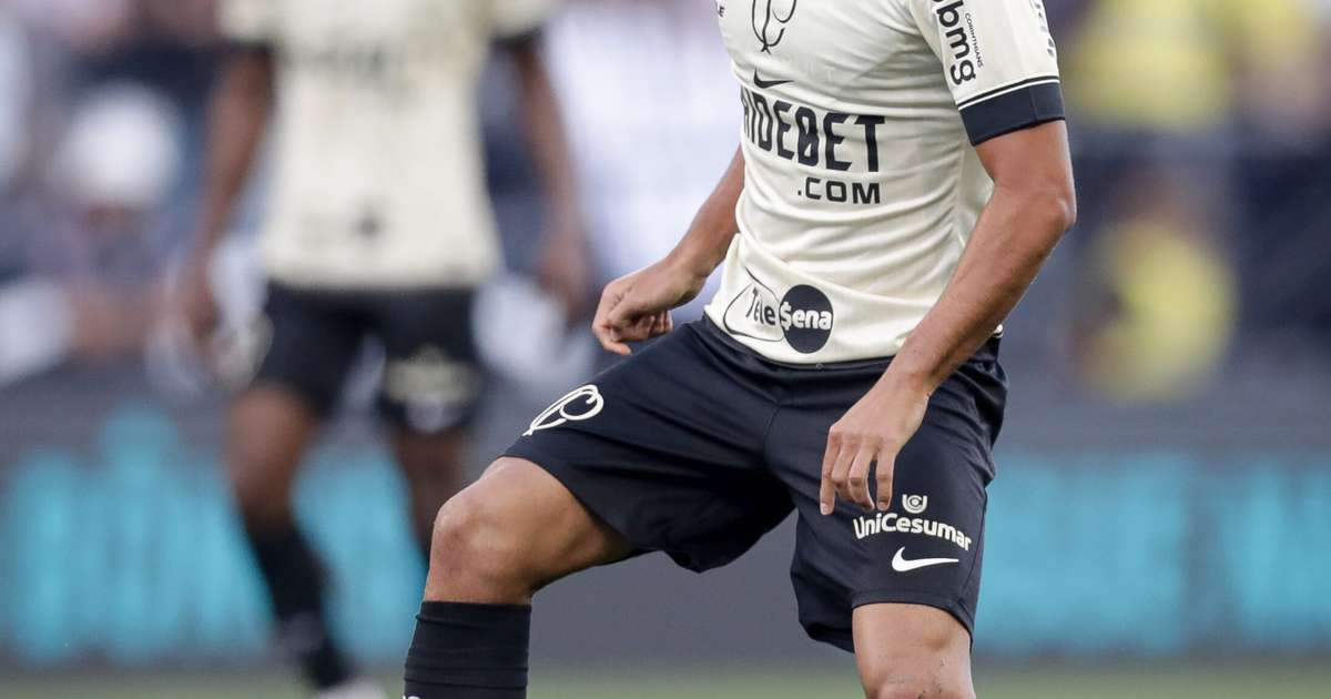 Fausto Vera dialoga com diretoria e projeta alterações no Corinthians.