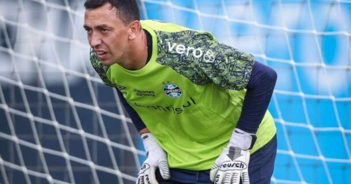Marchesín de volta aos treinos com o elenco do Grêmio