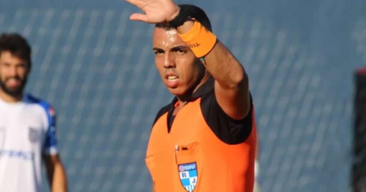 Arbitragem definida para clássico entre Fluminense e Flamengo no Campeonato Carioca.
