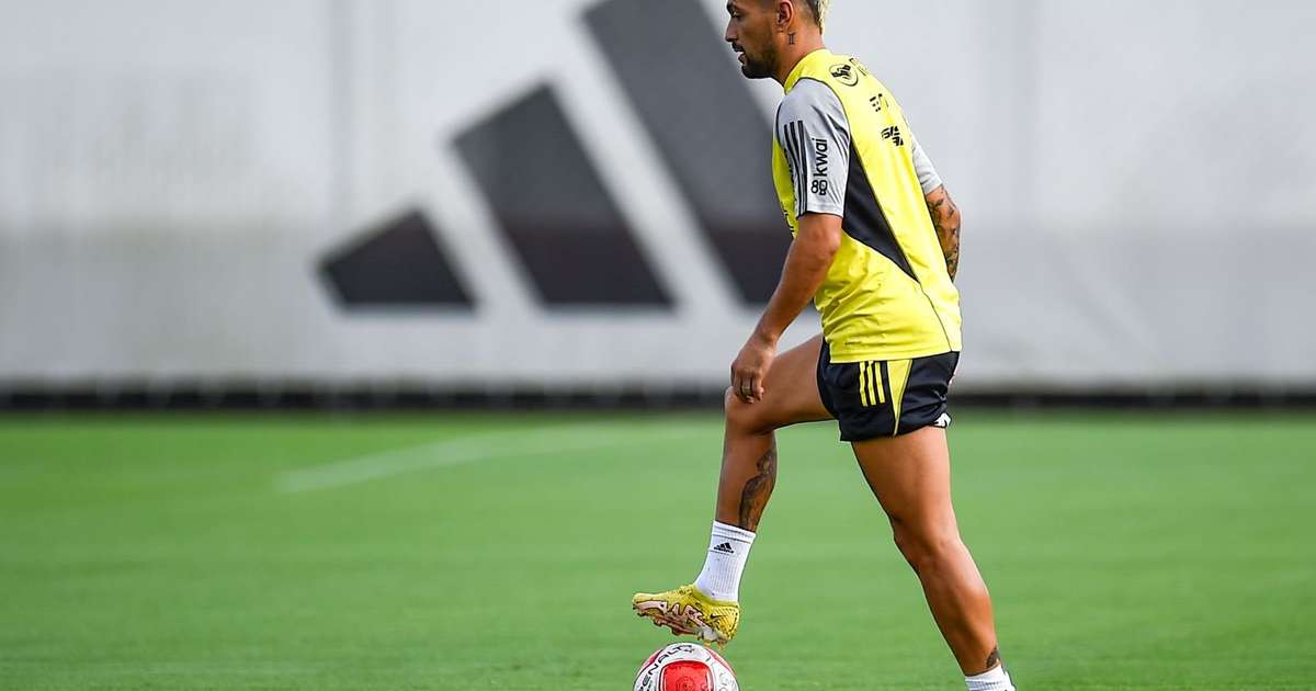 Flamengo e Fluminense duelam na semifinal do Cariocão 2024.