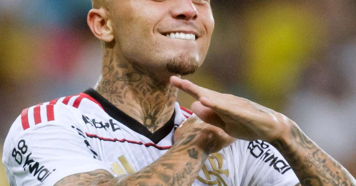 Flamengo vence Fluminense por 2 a 0 em partida agitada no Maracanã