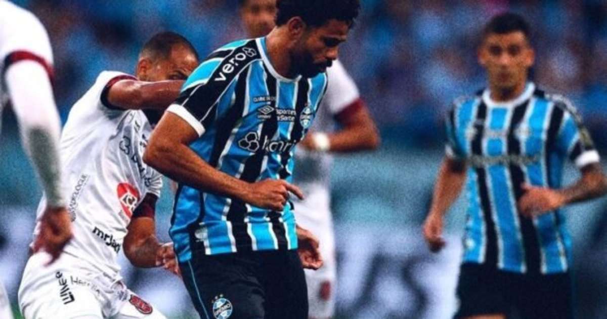 Grêmio avança à semifinal do Gauchão após vitória sobre o Brasil.