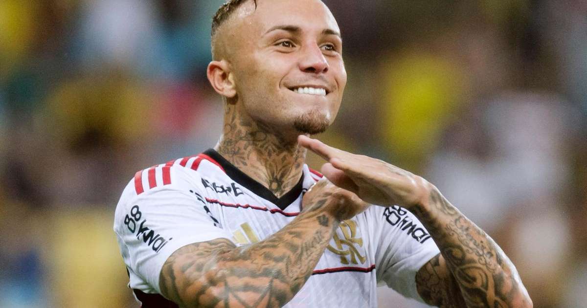 Destaque de Cebolinha na vitória do Flamengo sobre o Fluminense; confira as notas.