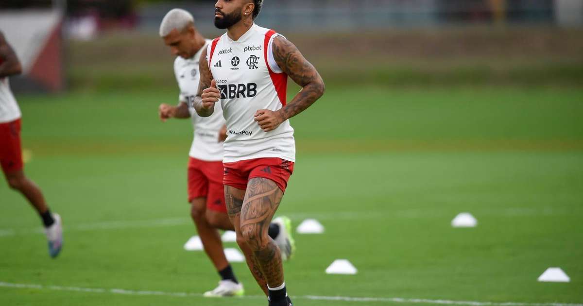 Gabigol retorna aos treinos completos com elenco do Flamengo; Pulgar segue na academia.