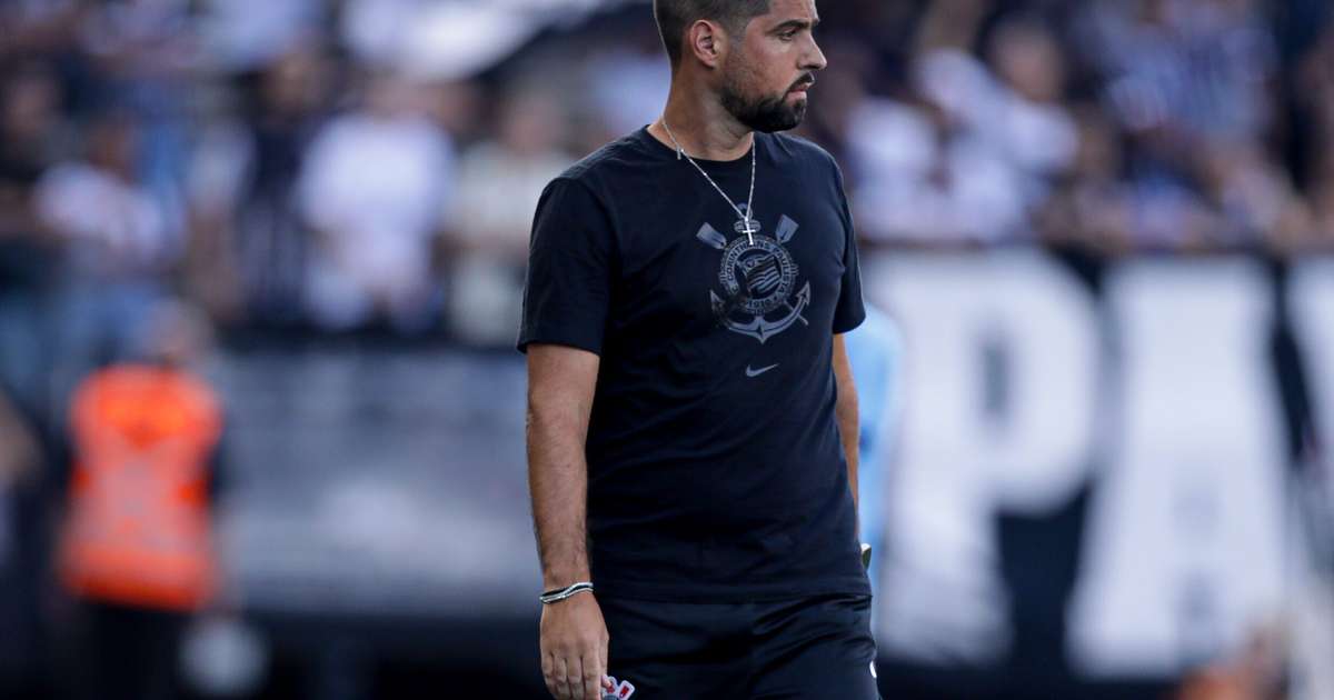 Ambiente de Família e Destaques: Oliveira elogia Pedro Raul e Yuri Alberto