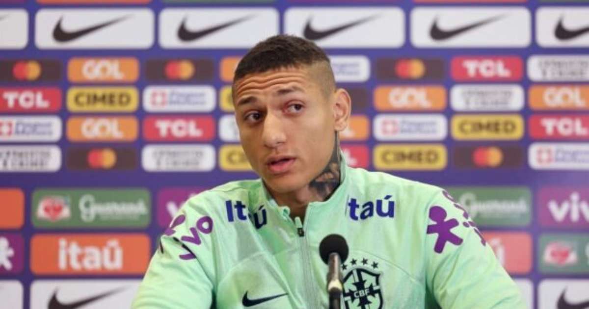 Richarlison diz que terapia salvou sua vida para voltar à Seleção