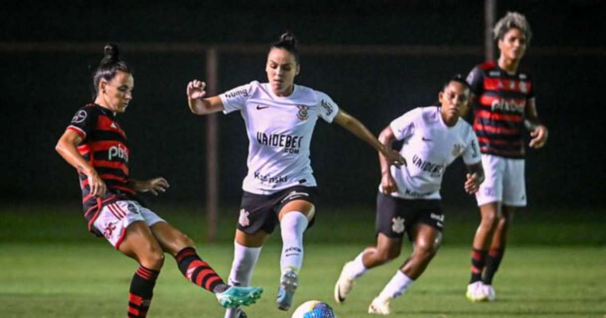 Corinthians goleia Flamengo no Brasileirão Feminino em partida arrasadora.