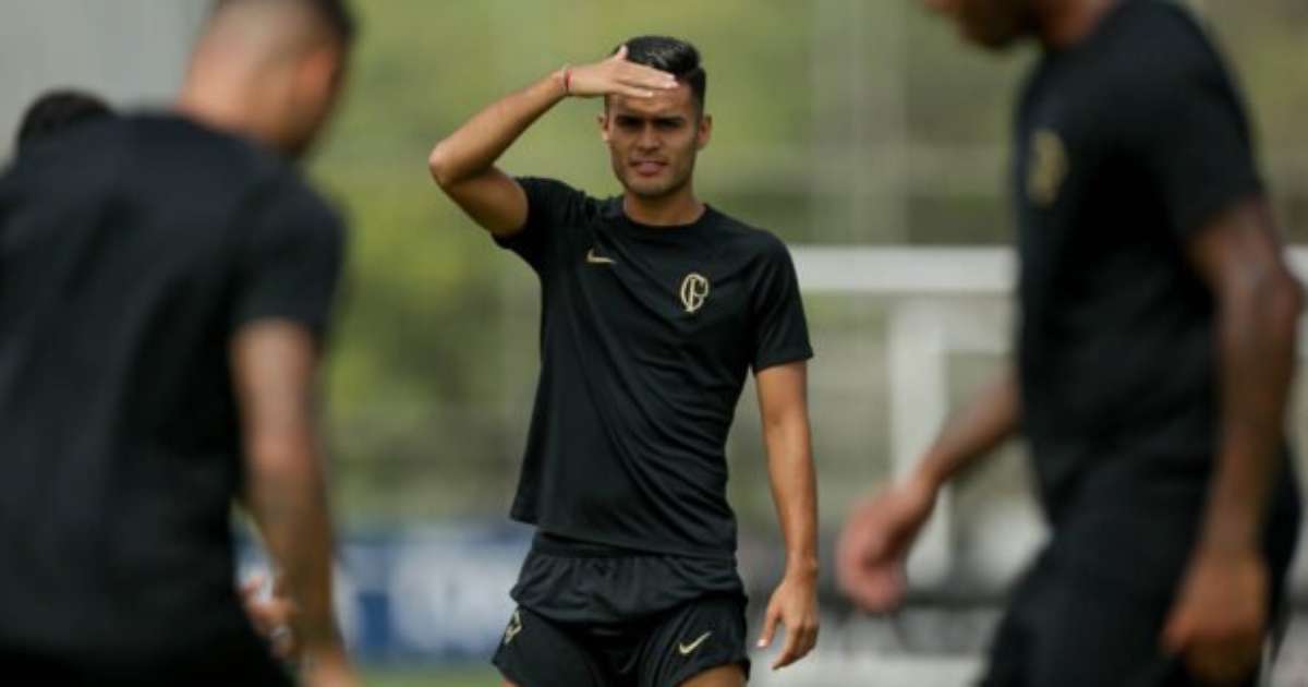 Corinthians recebe reforços do DM e retorna aos treinos no CT.