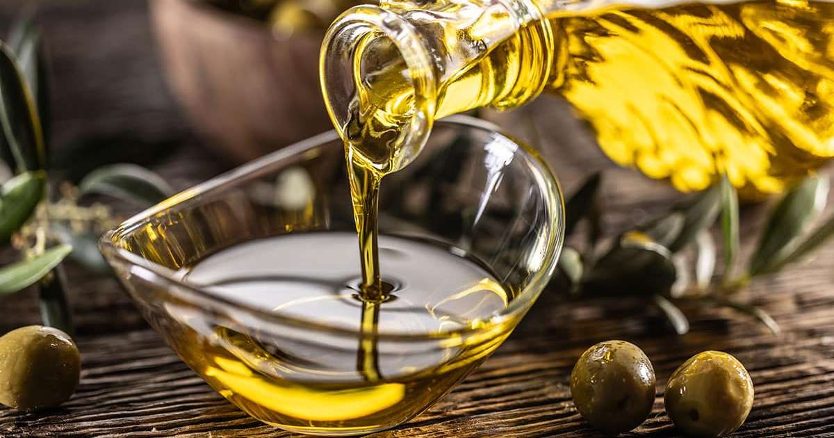 qual o tipo de azeite que pode ir ao fogo Azeite de oliva pode ir ao fogo? Especialistas respondem