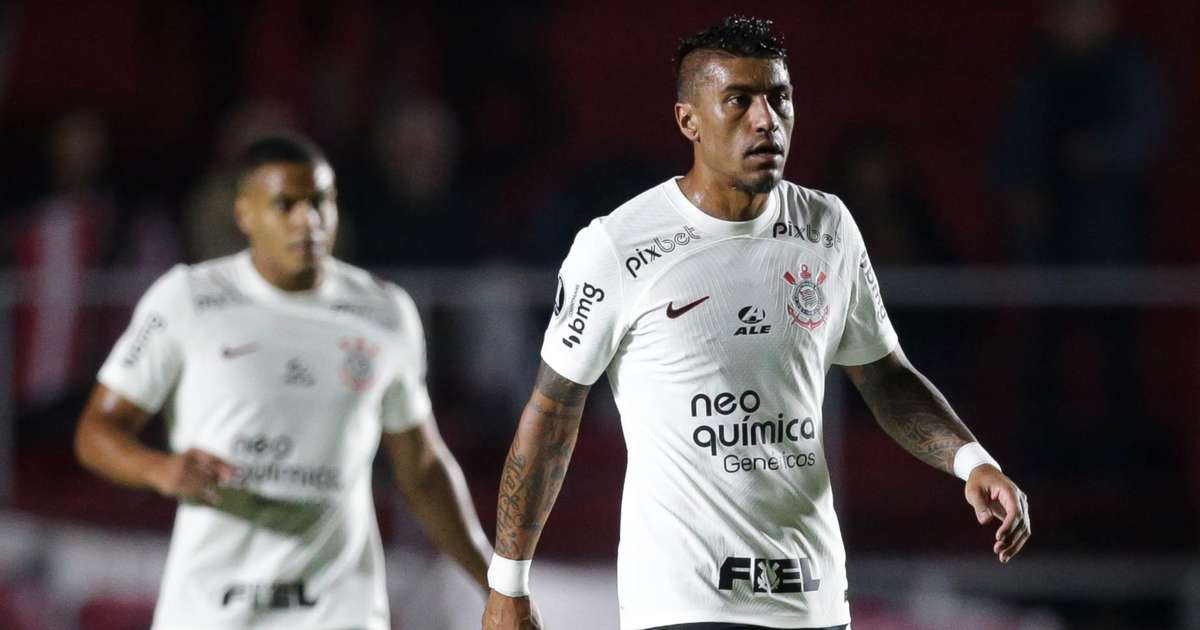 retorno de Paulinho aos gramados após 10 meses afastado por lesão