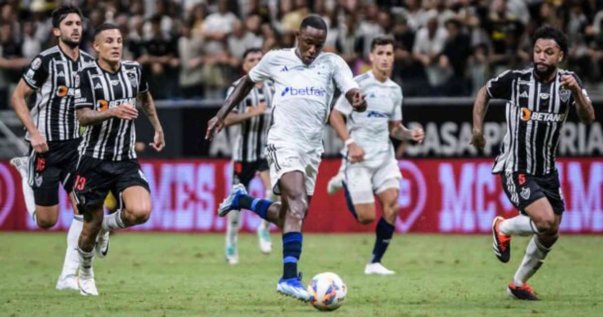 João Pedro reintegrado e renovará contrato com o Cruzeiro.