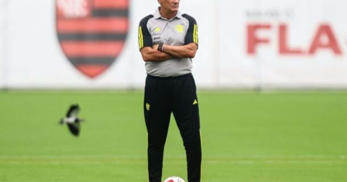 Tite lamenta desfalques do Flamengo na Data-Fifa: desejo ter todos disponíveis.